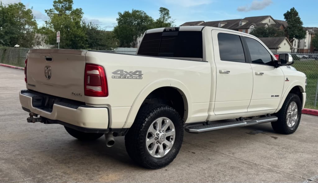 2021 RAM 2500 Image 3