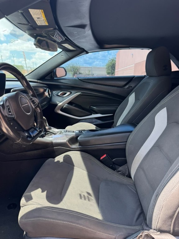 2020 Chevrolet Camaro Image 9