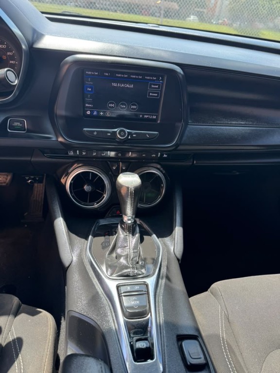 2020 Chevrolet Camaro Image 14