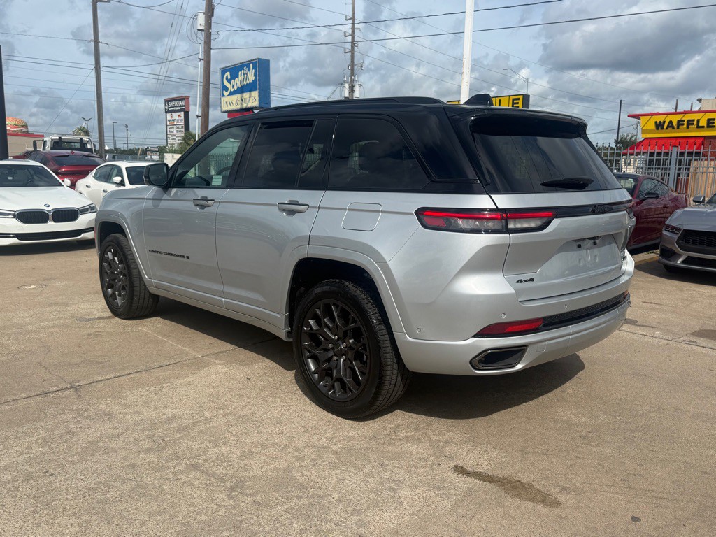 2025 Jeep Grand Cherokee Image 5