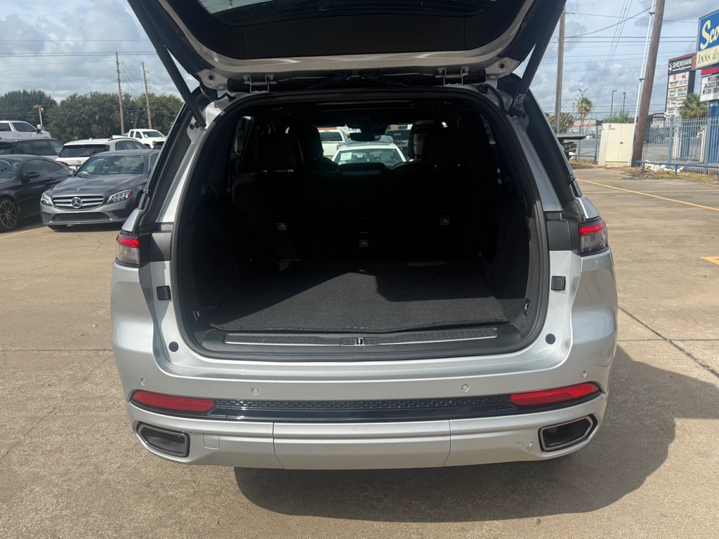 2025 Jeep Grand Cherokee Image 10