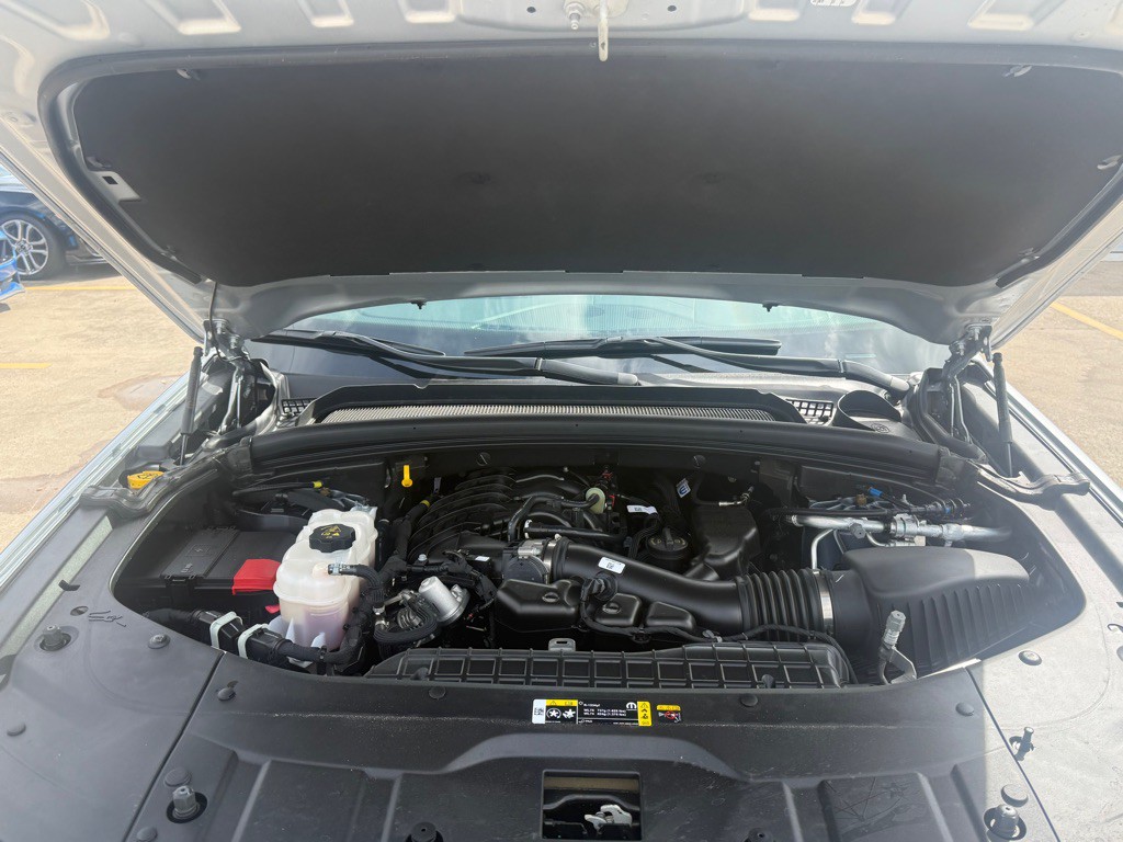 2025 Jeep Grand Cherokee Image 12