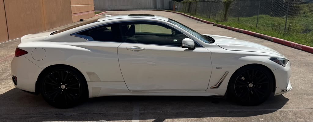 2018 INFINITI Q60 Image 7