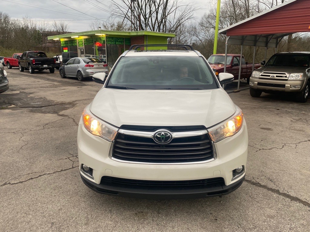 2016 Toyota Highlander Image 11