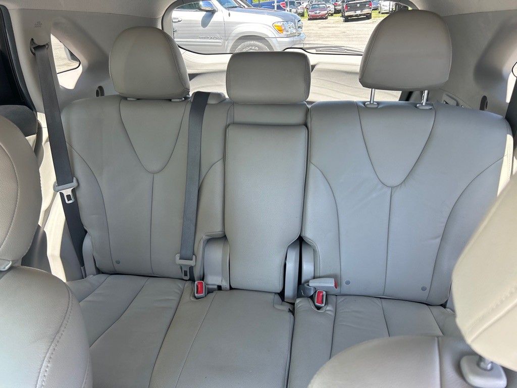 2012 Toyota Venza Image 6