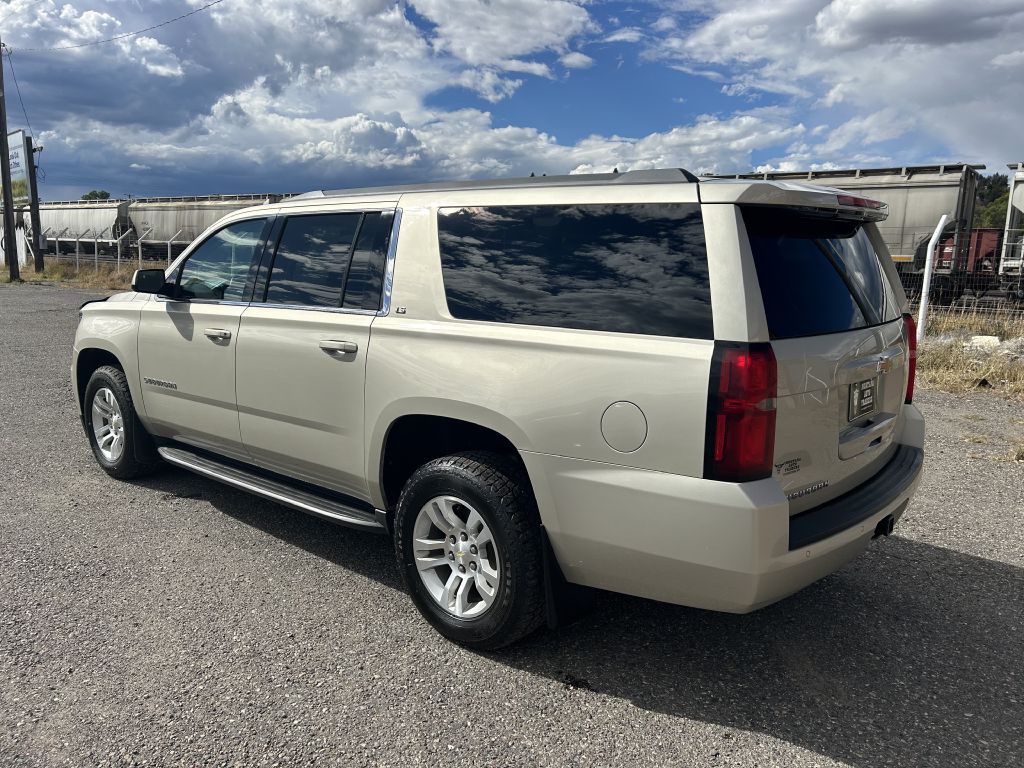 2015 Chevrolet Suburban Image 5