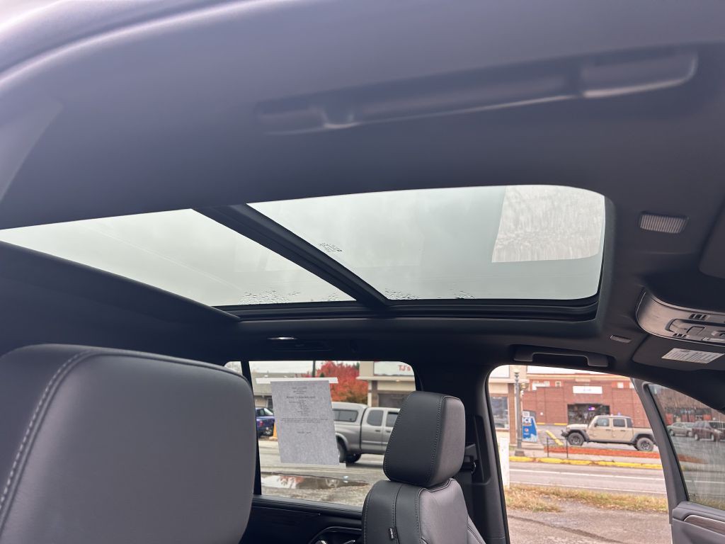 2022 Chevrolet Tahoe Image 13