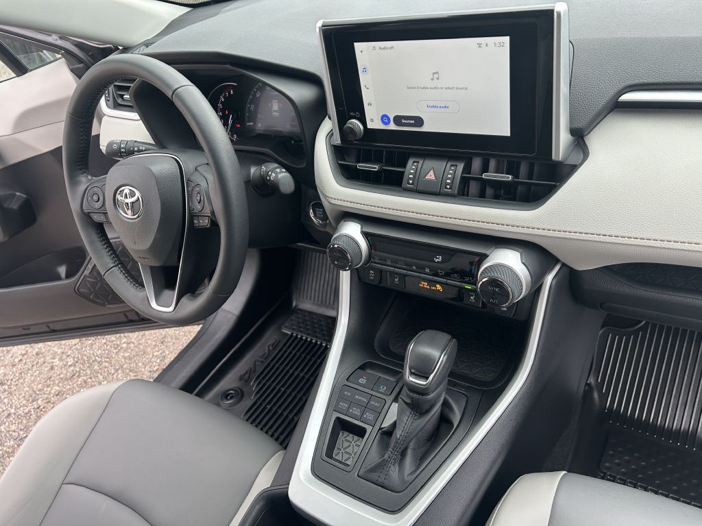 2025 Toyota Rav4 Image 10