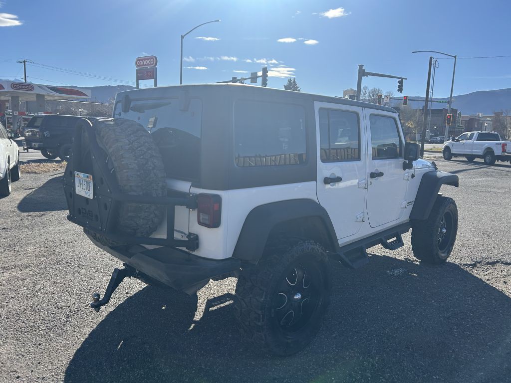 2011 Jeep Wrangler Unlimited Image 4