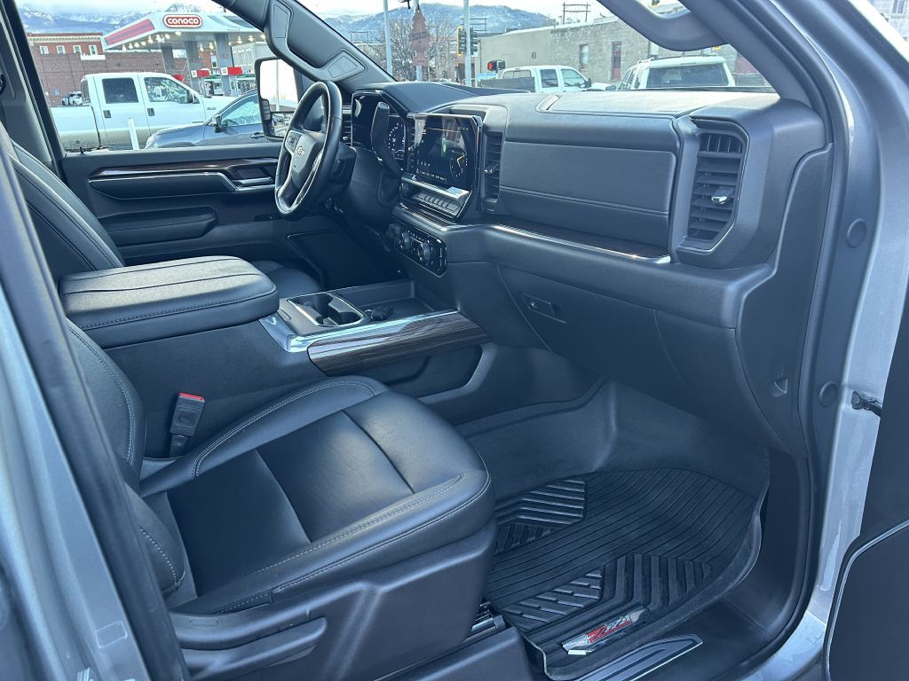 2024 Chevrolet Silverado 1500 Image 8
