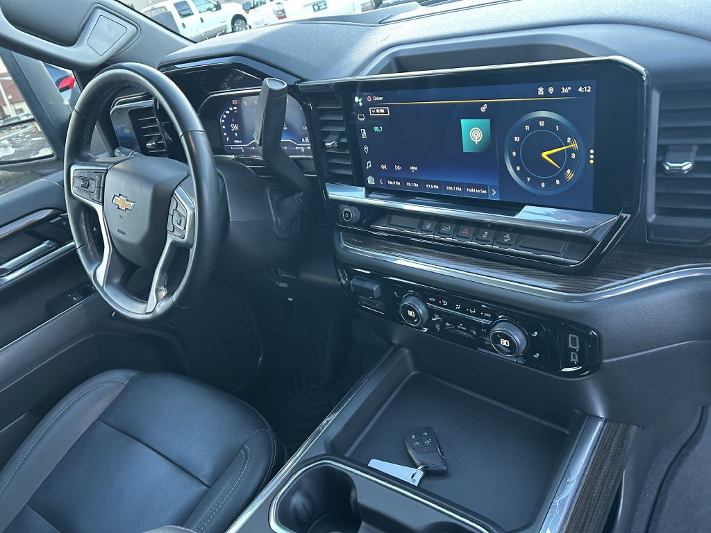 2024 Chevrolet Silverado 1500 Image 9