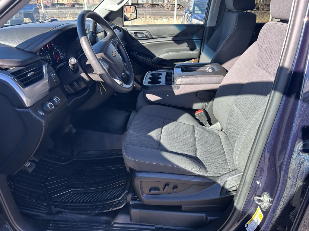 2019 Chevrolet Suburban Image 5