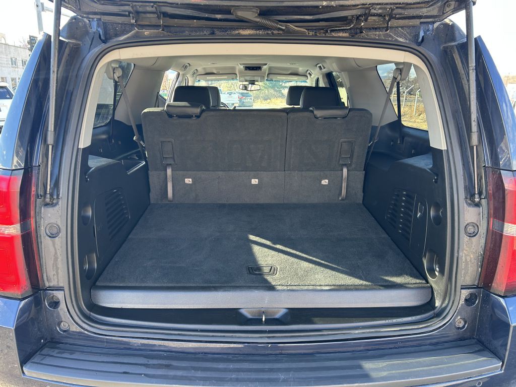 2019 Chevrolet Suburban Image 7
