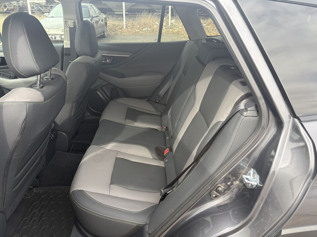 2025 Subaru Outback Image 8