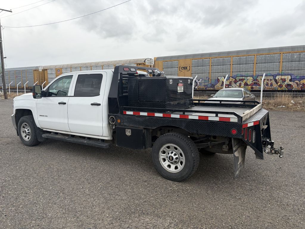 2017 Chevrolet Silverado 1500 Image 5