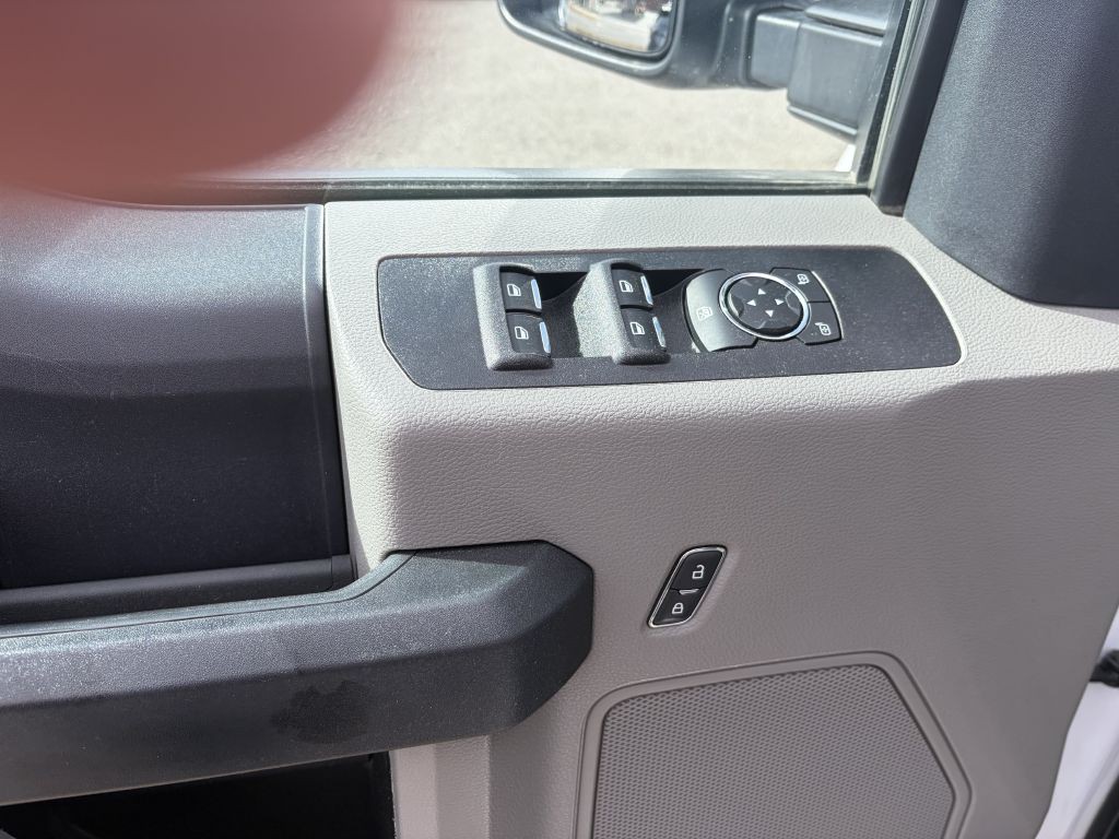 2022 Ford F-250 Image 13
