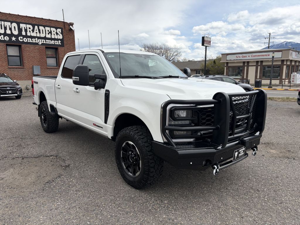 2025 Ford F-250 Image 3
