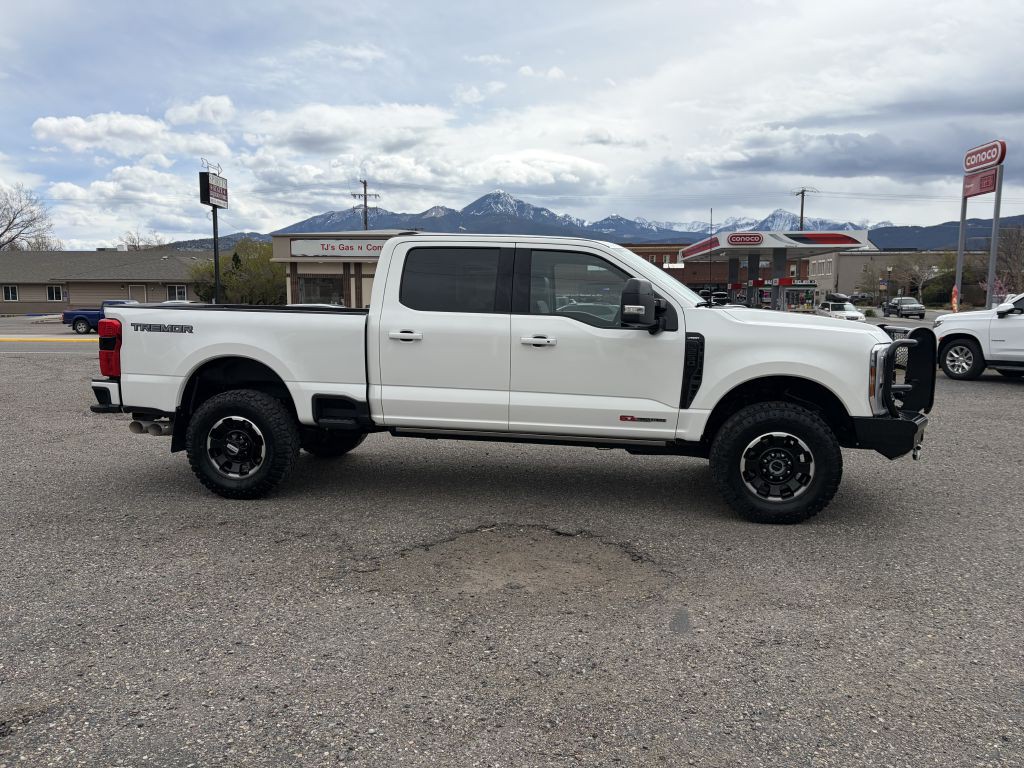 2025 Ford F-250 Image 4