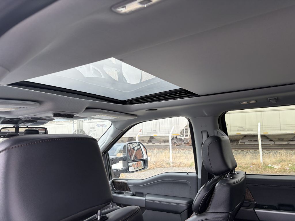 2025 Ford F-250 Image 9