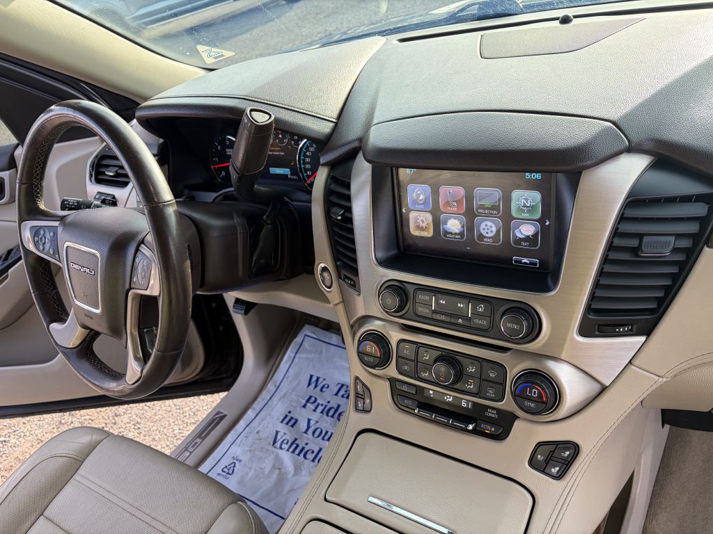 2017 GMC Yukon Image 9