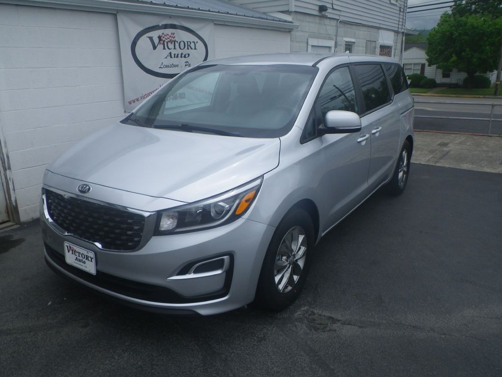 2019 Kia Sedona Image 2