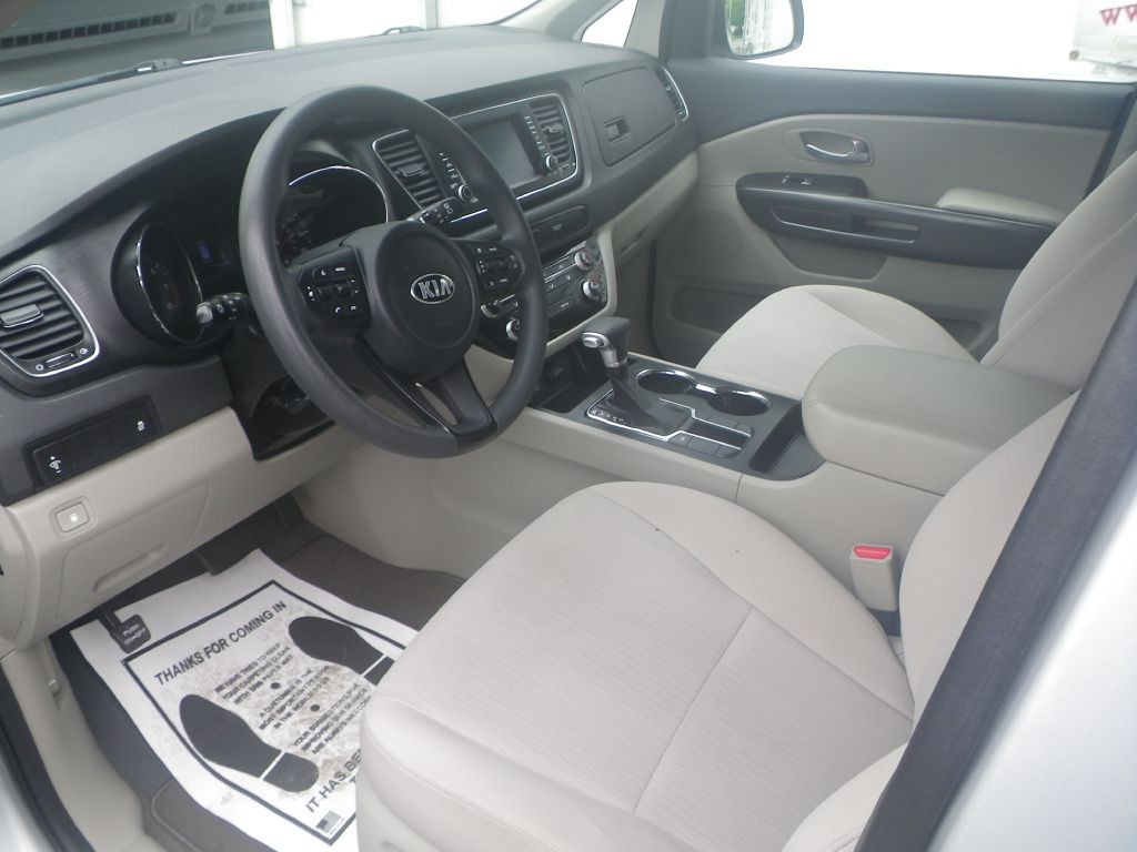 2019 Kia Sedona Image 10