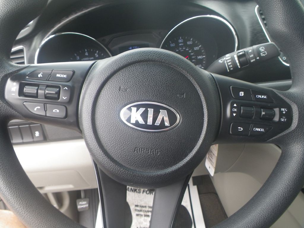 2019 Kia Sedona Image 18