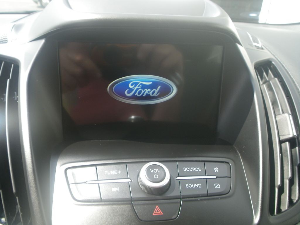 2019 Ford Escape Image 14
