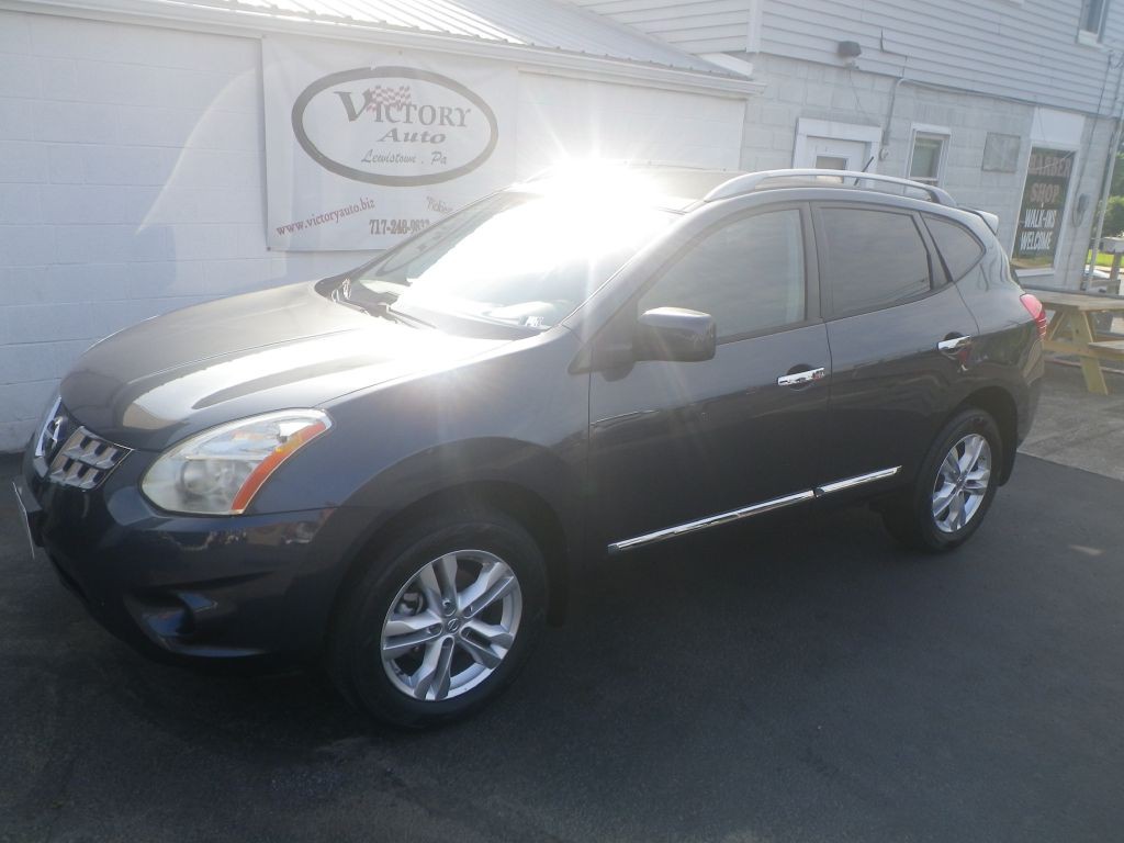 2013 Nissan Rogue Image 2