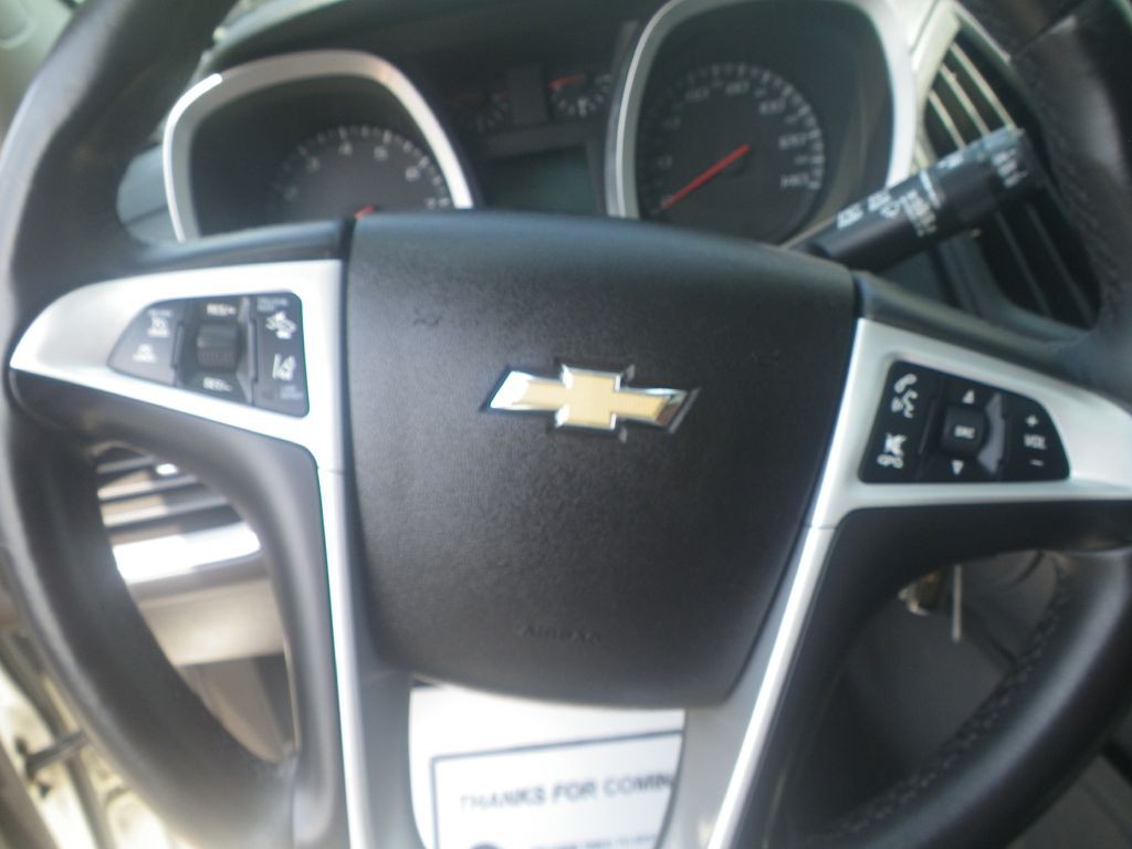 2015 Chevrolet Equinox Image 17