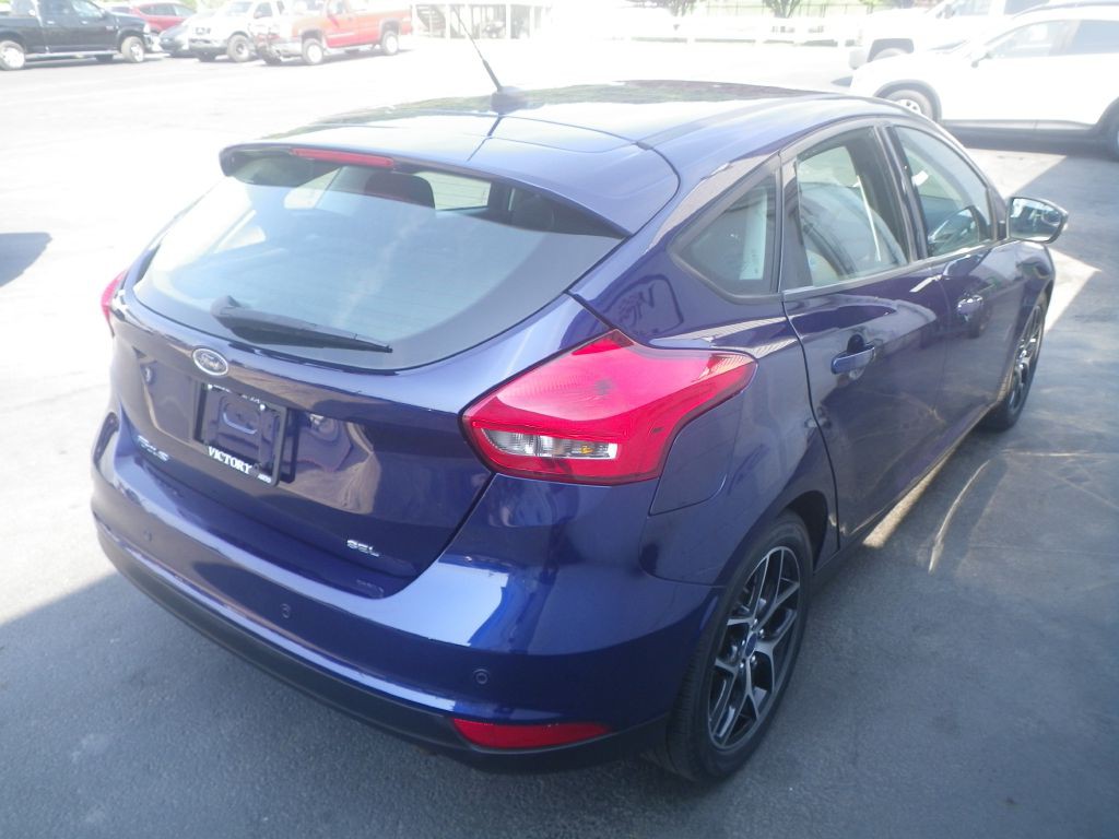 2017 Ford Focus Image 6