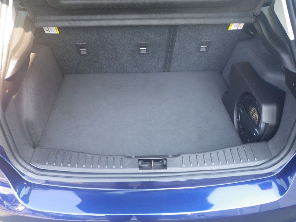2017 Ford Focus Image 8