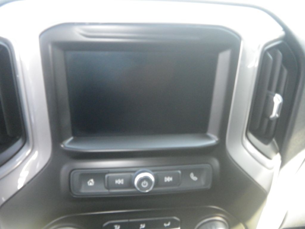 2021 Chevrolet Silverado 1500 Image 13