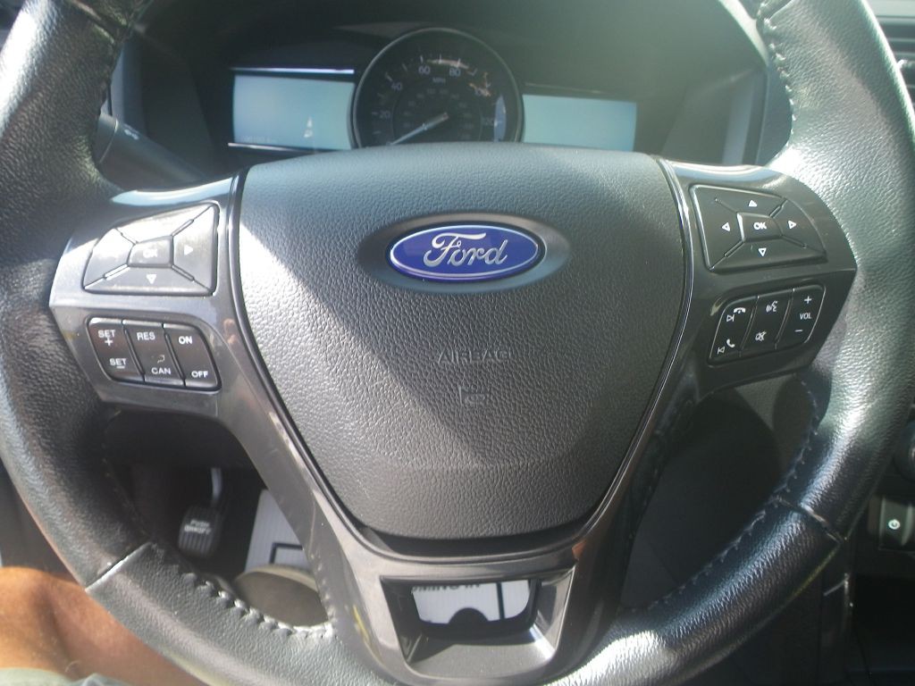 2018 Ford Explorer Image 15