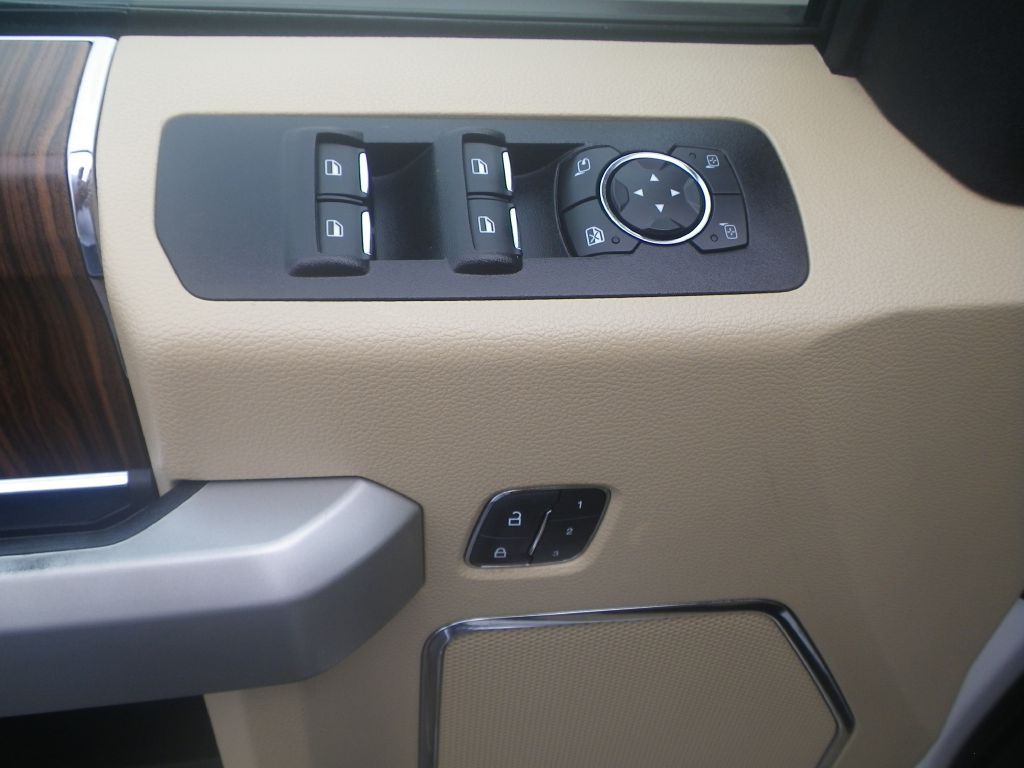 2017 Ford F-150 Image 14