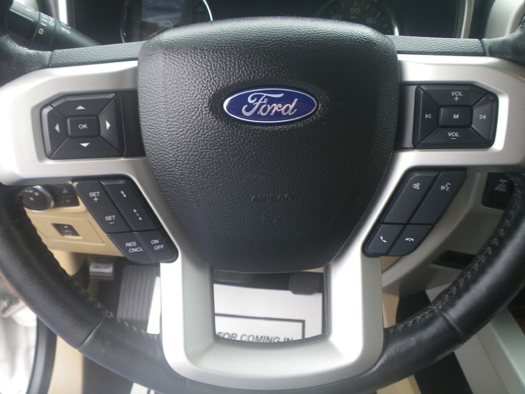 2017 Ford F-150 Image 17