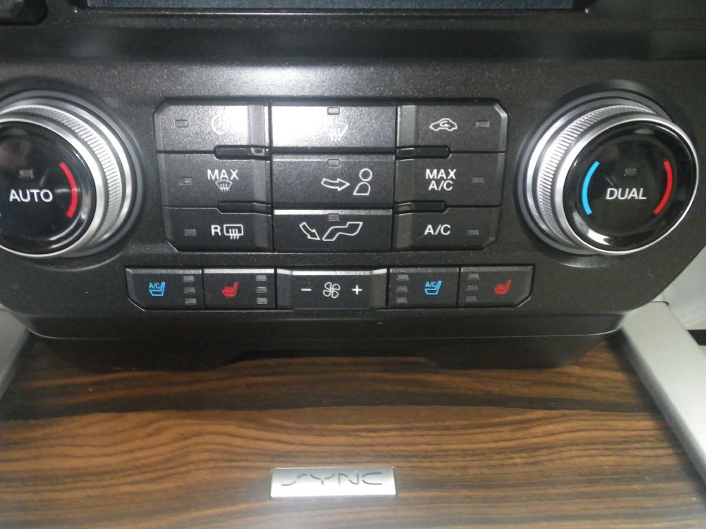 2017 Ford F-150 Image 18