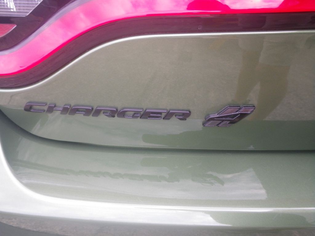 2020 Dodge Charger Image 8