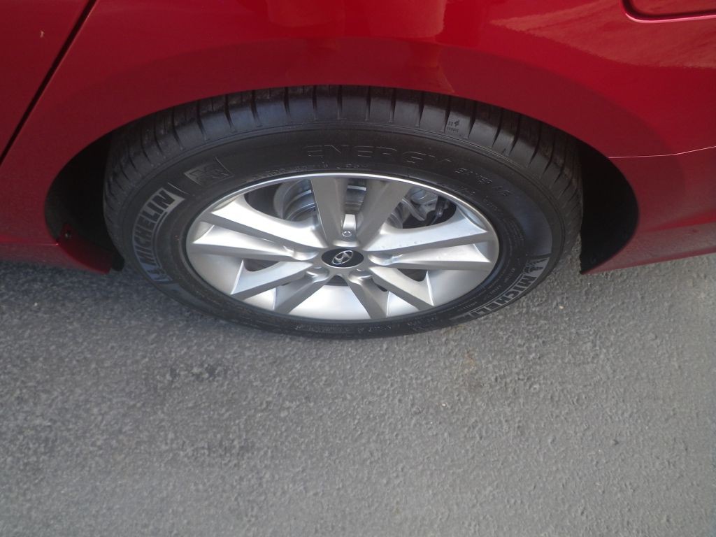 2016 Hyundai Sonata Image 7