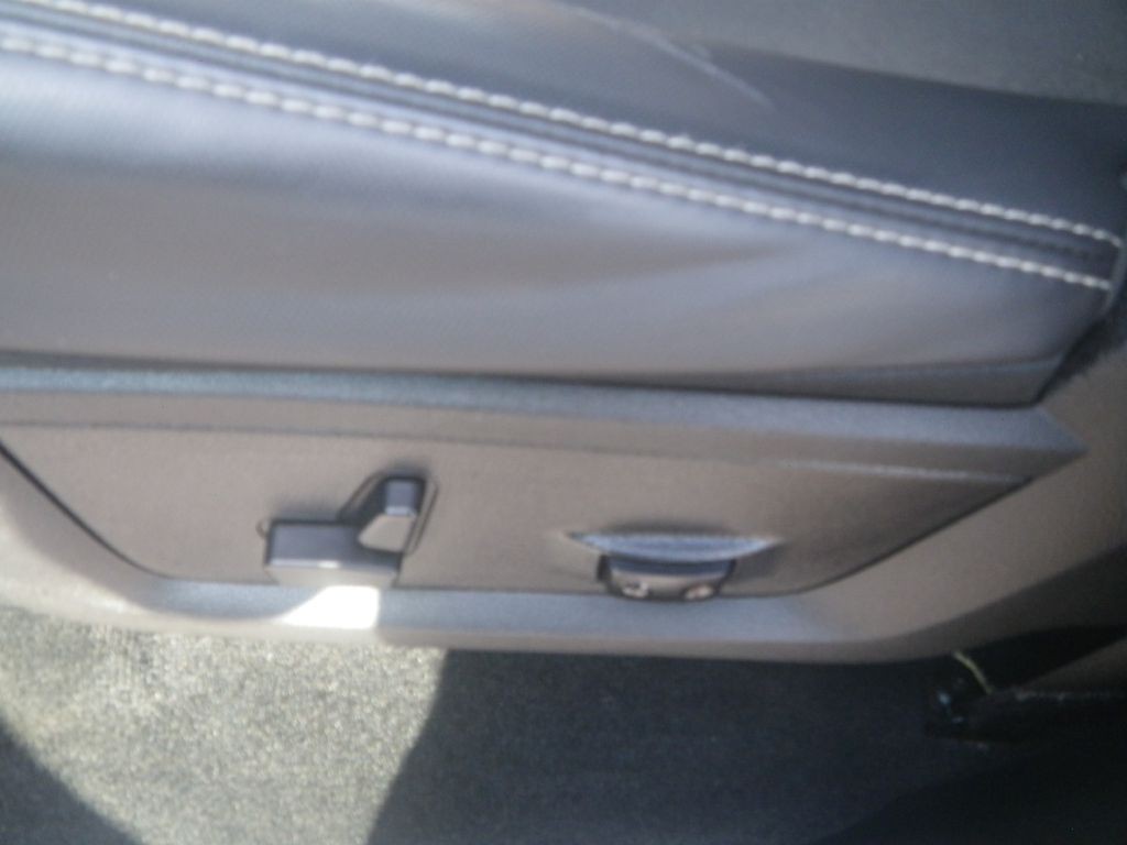 2017 RAM 1500 Image 13