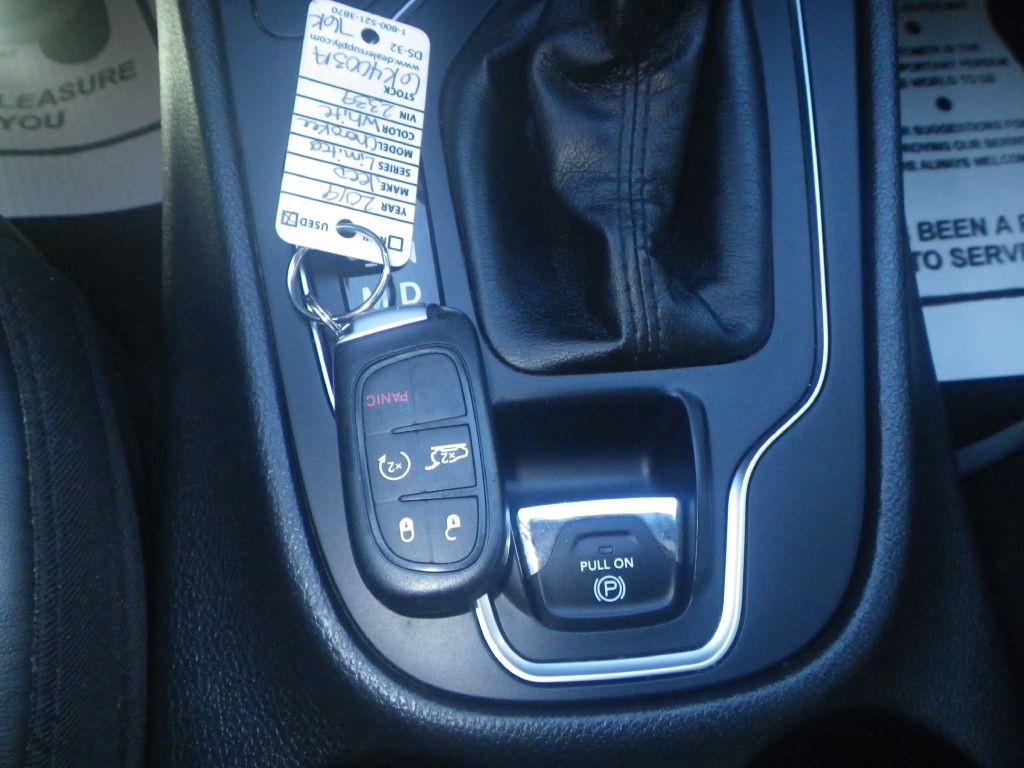 2019 Jeep Cherokee Image 16