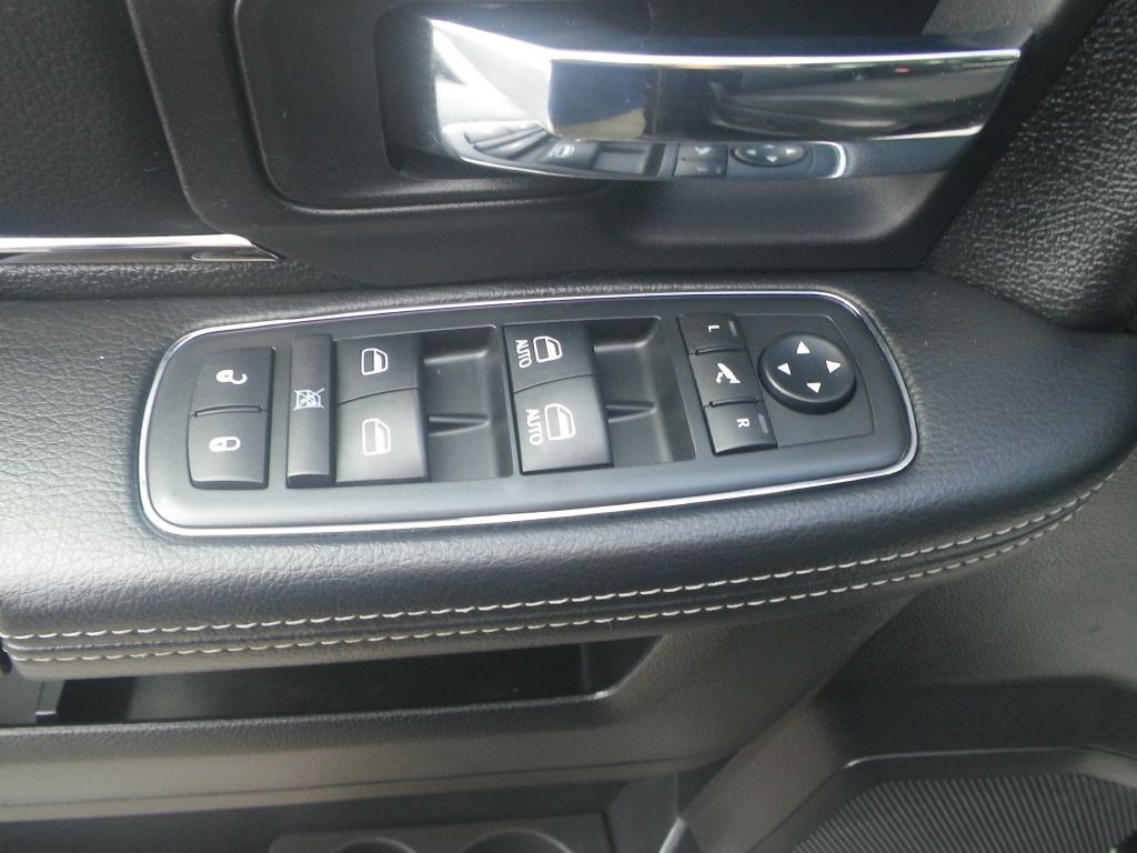 2016 RAM 1500 Image 13