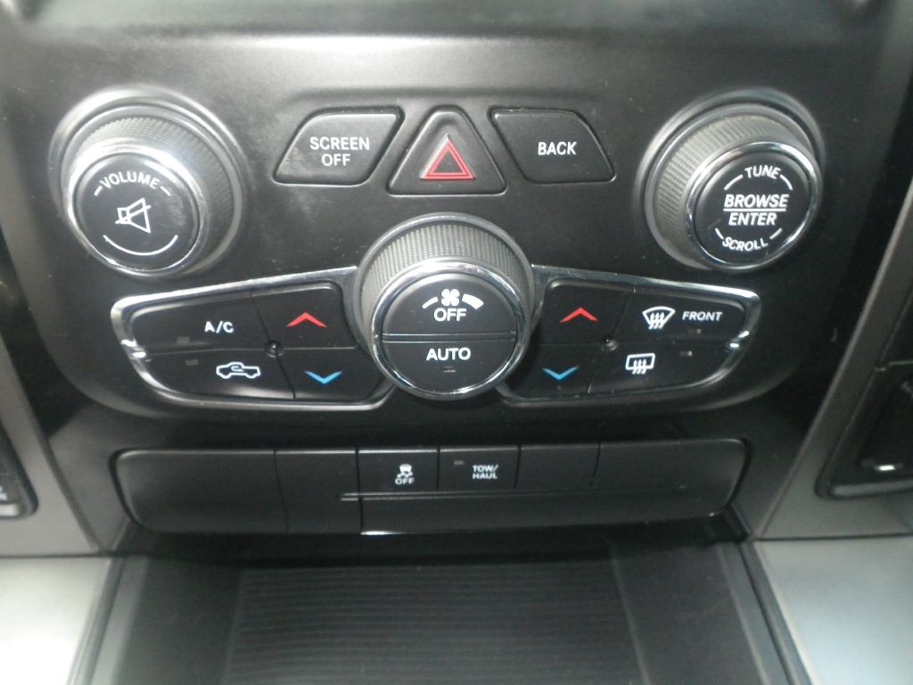 2016 RAM 1500 Image 17