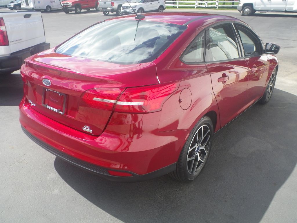 2017 Ford Focus Image 6