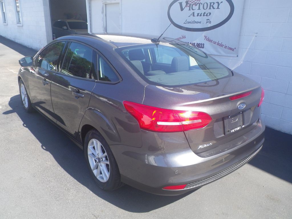 2015 Ford Focus Image 4