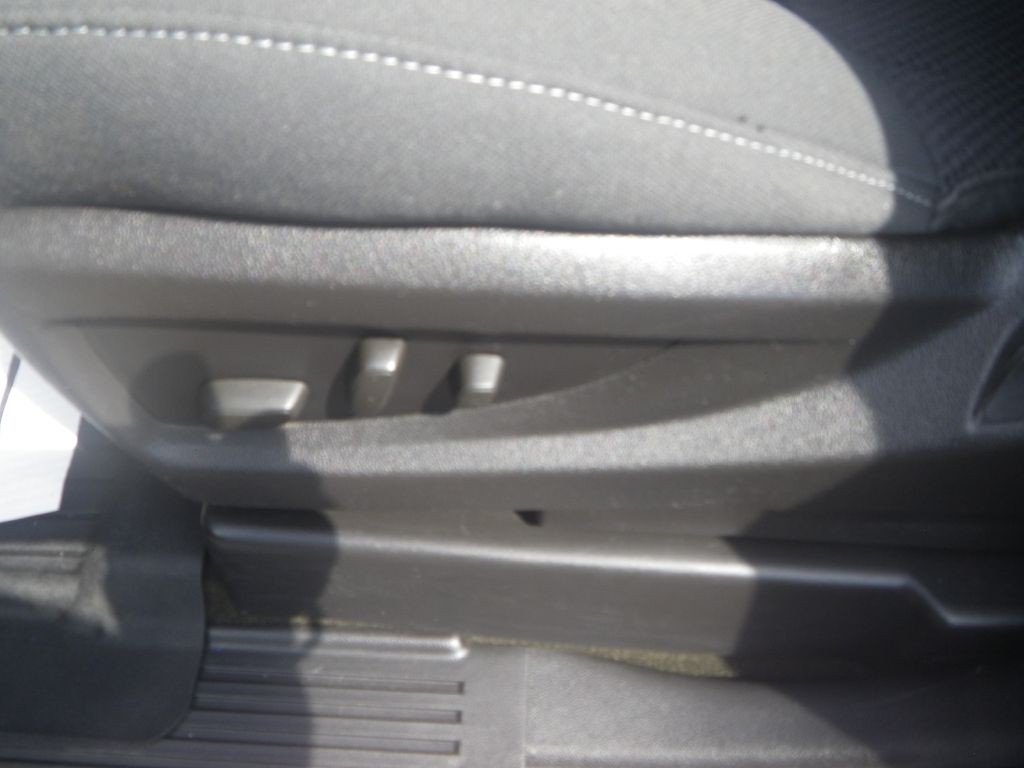 2015 Chevrolet Silverado 1500 Image 14