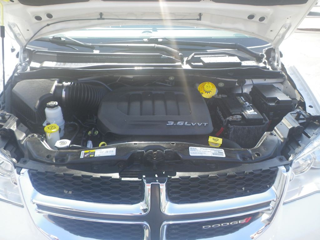 2016 Dodge Grand Caravan Image 14