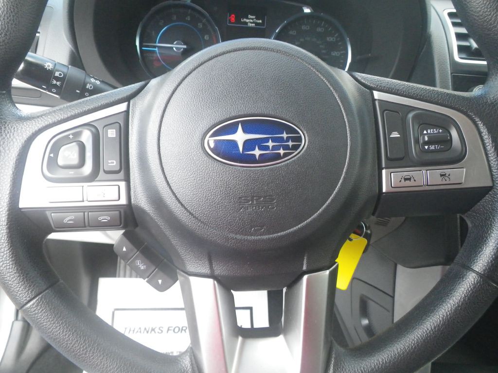 2018 Subaru Forester Image 15