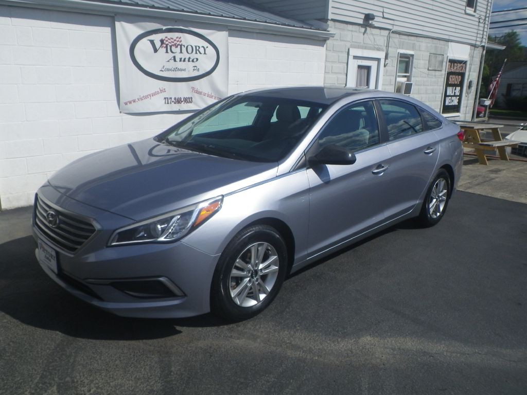 2017 Hyundai Sonata Image 2