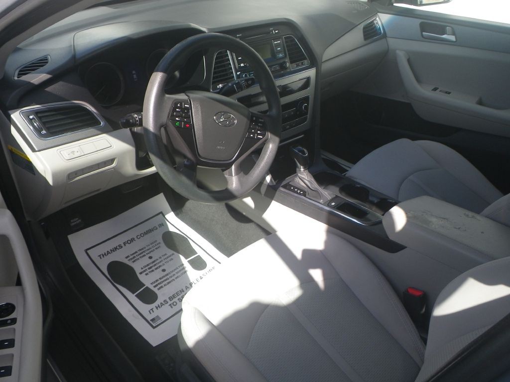 2017 Hyundai Sonata Image 9